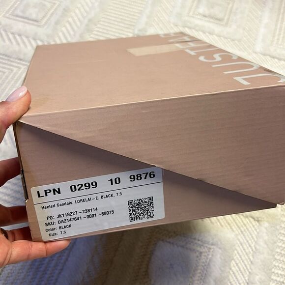 JUSTFAB - Lorelai Block Heeled Sandal in Black - Picture 7 of 7